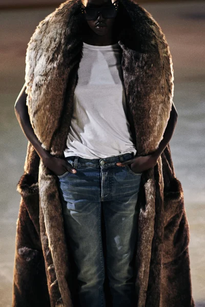 Look 5